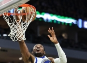 九游VIP-雄鹿B队强势勇士B队，拉塞尔制霸全场的简单介绍