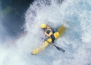 九游娱乐app下载-孤鹰难鸣，群狼噬日—贝恩关键时刻的逆袭与独行侠的集体胜利