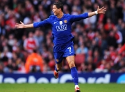 九游app下载-王者之争，国王巅峰对决黄蜂，英格拉姆一剑封喉成关键先生