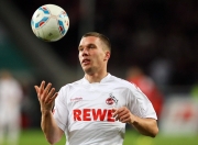 九游娱乐官方-法比尼奥中场统治力尽显，莱比锡红牛力克勒沃库森打破不败金身