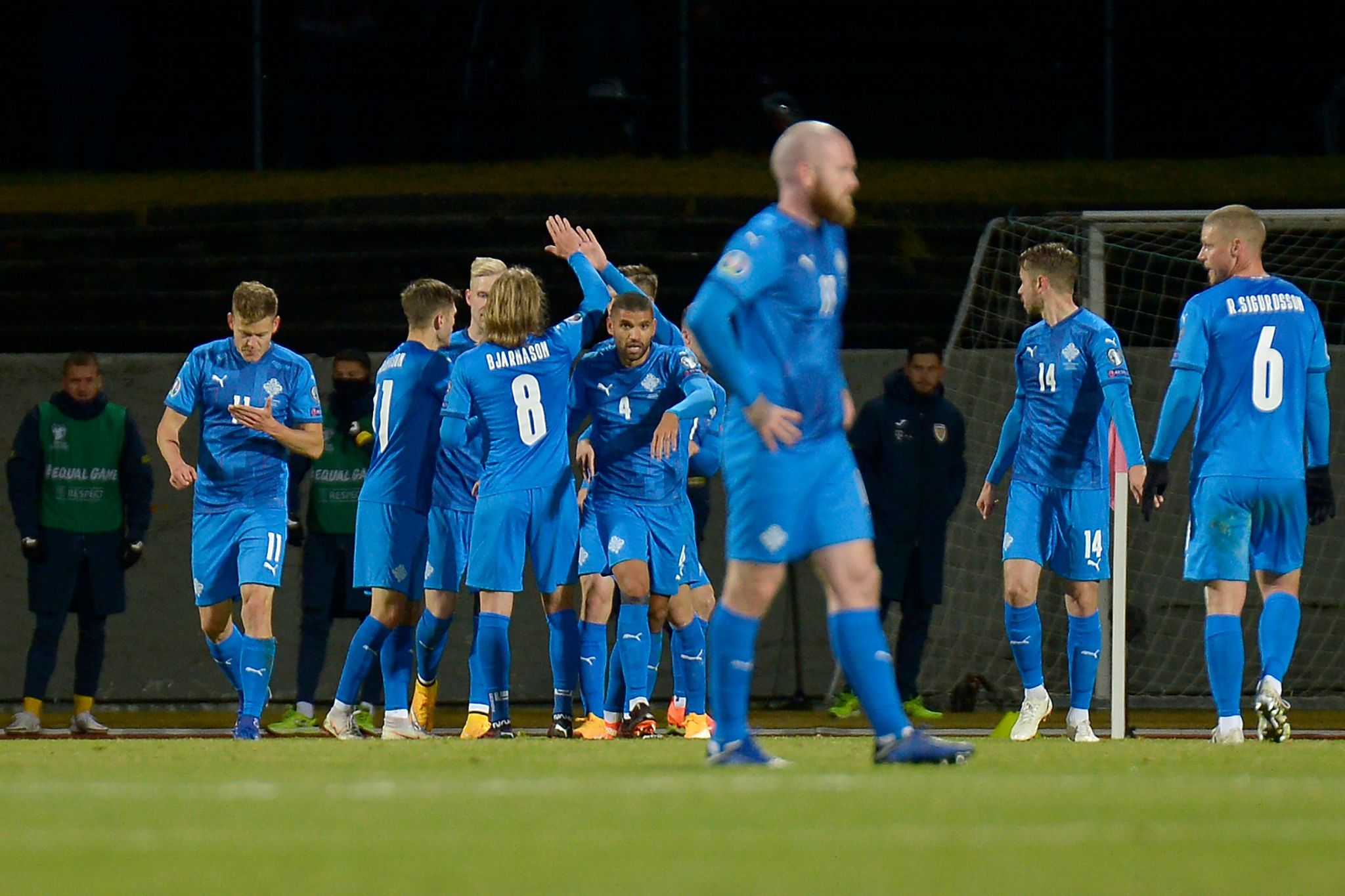 欧洲篮球联赛冠军产生冰岛队逆袭马其顿队获胜的简单介绍