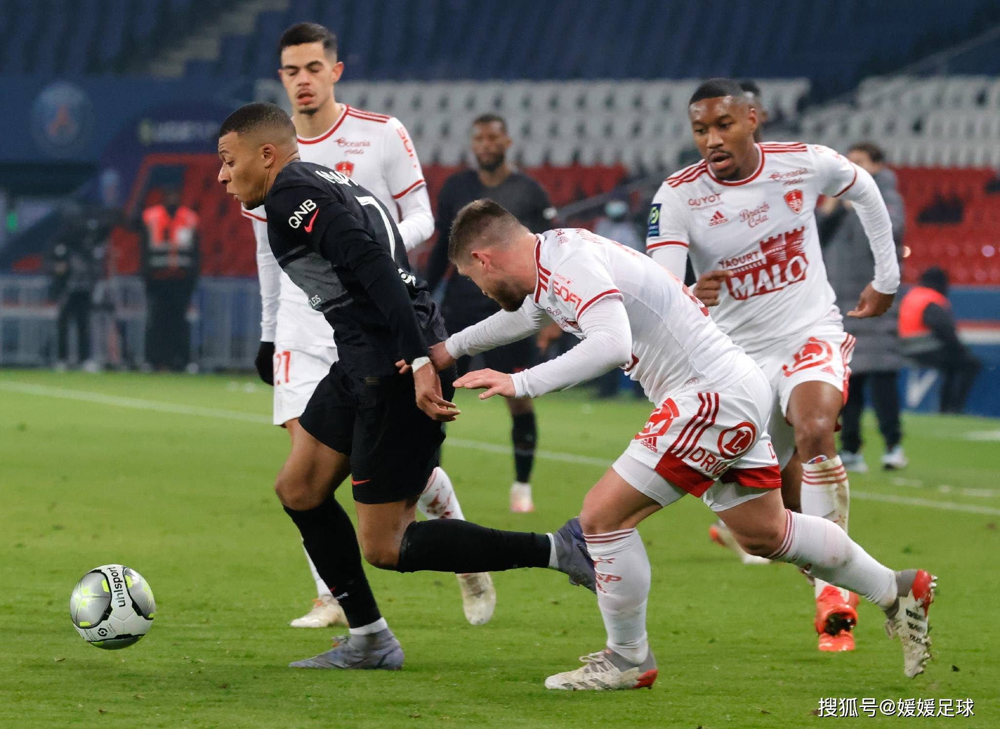 布雷斯特步步为营，主场小胜拉开点差的简单介绍