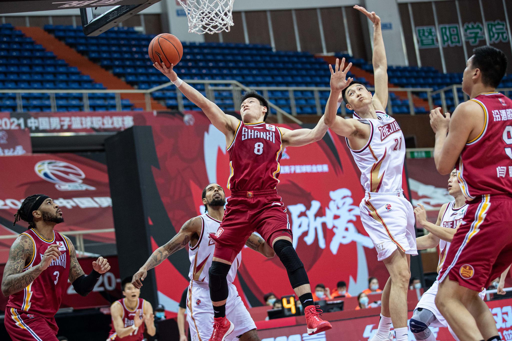 山西主场不敌青岛，高居中下游位置的简单介绍