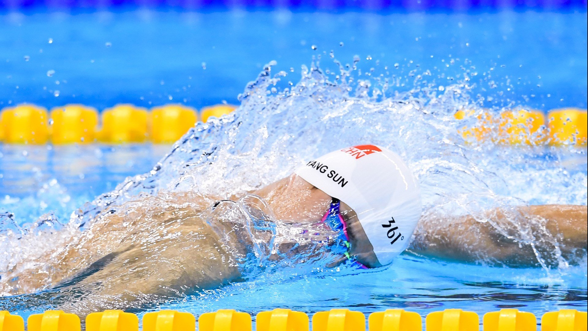 阿什拉夫一剑封喉，摩纳哥主场力斩勒沃库森