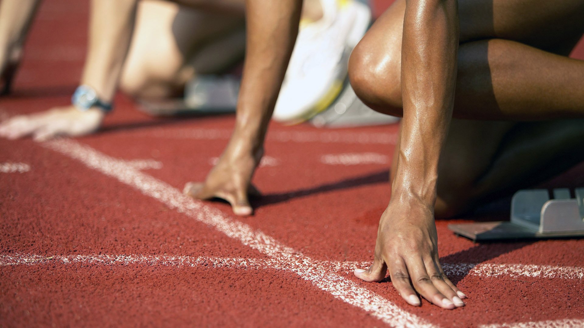 光芒与犄角的对决，塔图姆关键节点连续得分锁定胜局